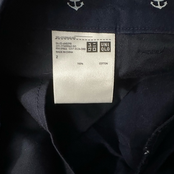 Uniqlo Navy Anchor chino shorts - Picture 4 of 5